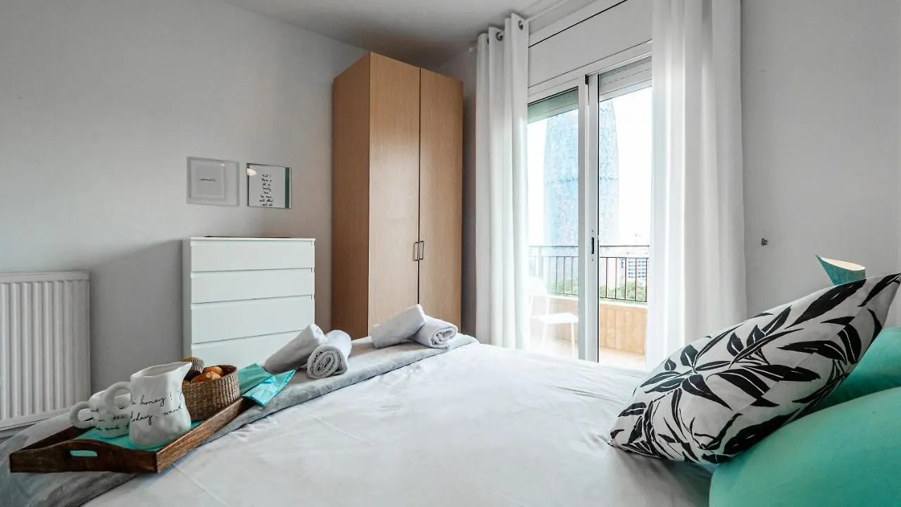 Bed&Bcn Glories Apartment Barcelona