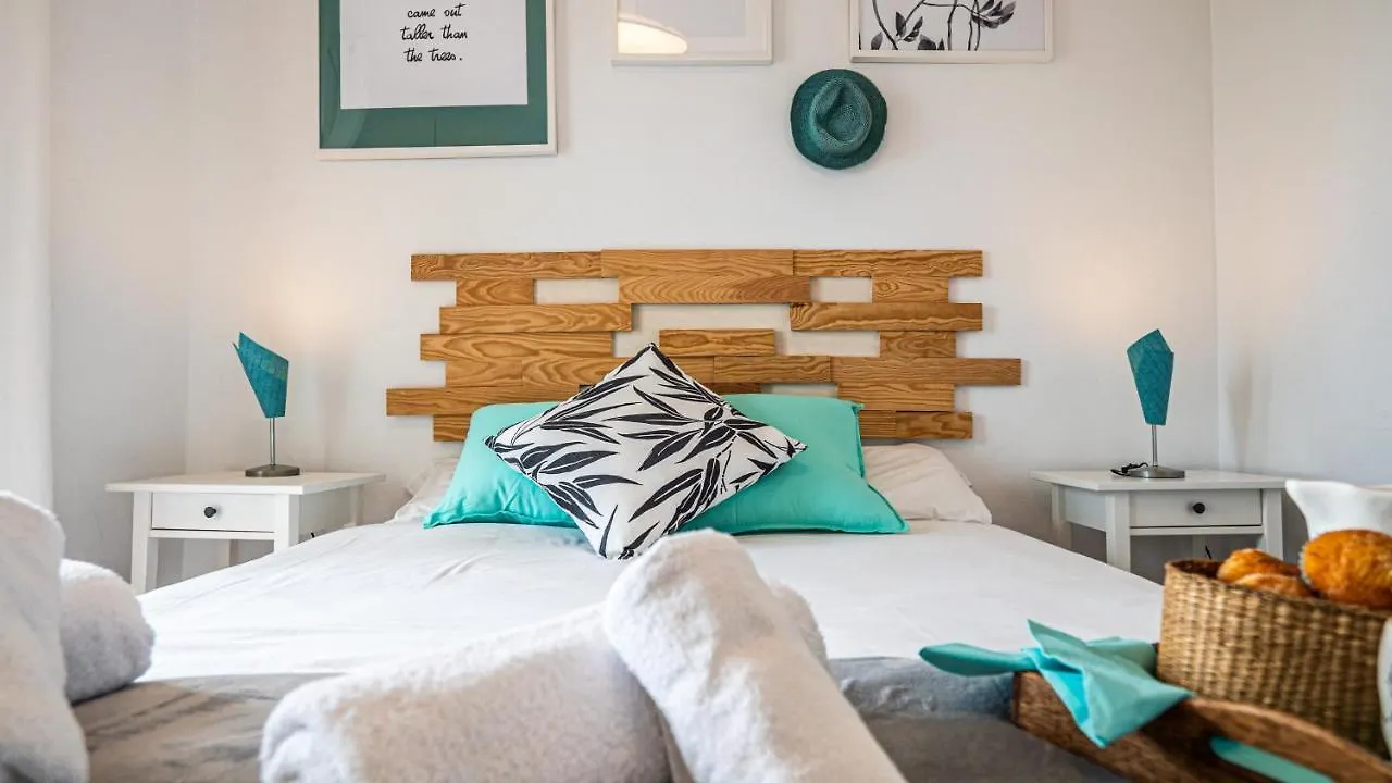 Bed&Bcn Glories Apartment Barcelona
