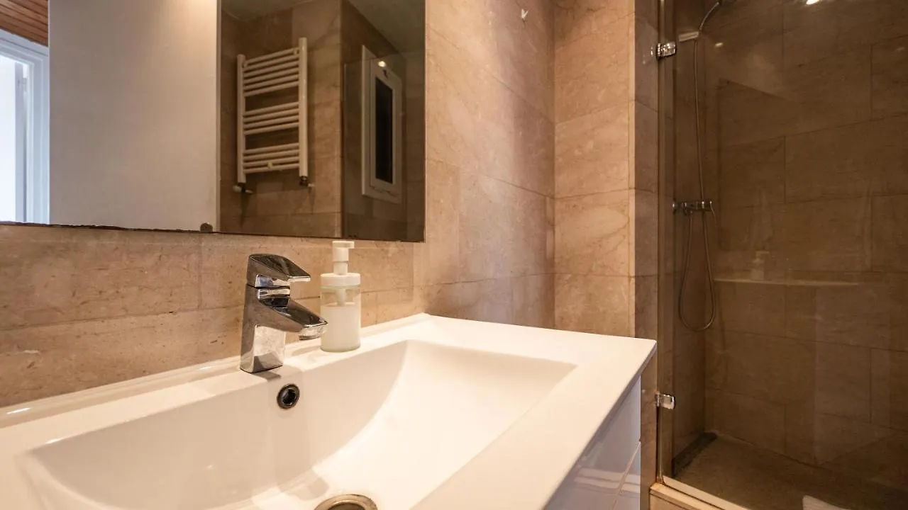 Bed&Bcn Glories Apartment Barcelona Spain