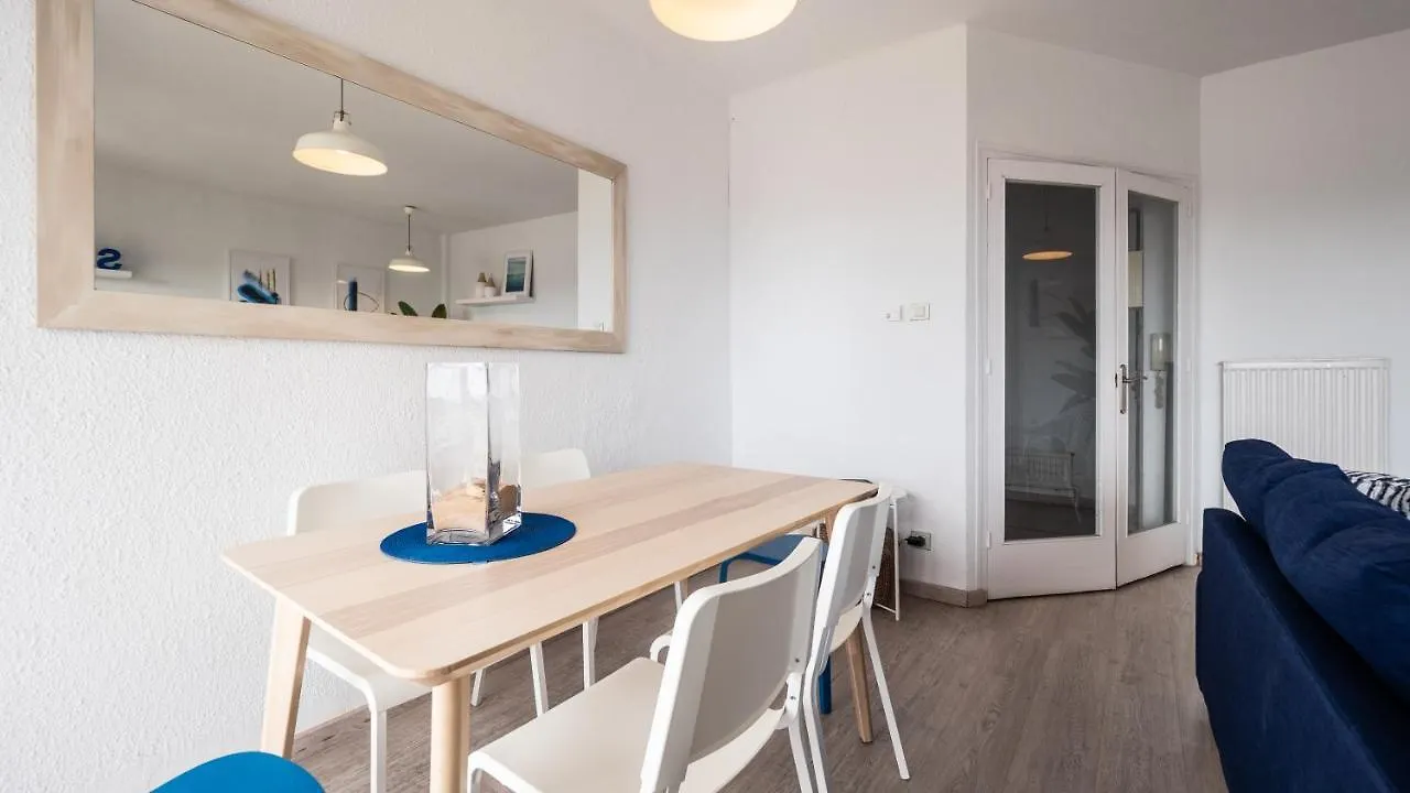 Bed&Bcn Glories Apartment Barcelona