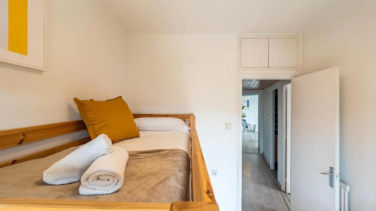 Bed&Bcn Glories Apartment Barcelona