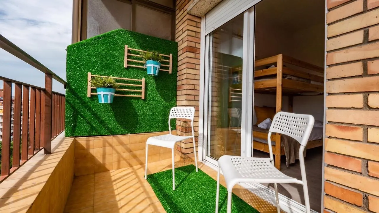 Bed&Bcn Glories Apartment Barcelona