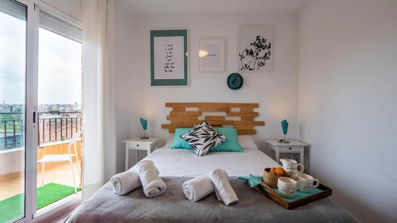 Bed&Bcn Glories Apartment Barcelona
